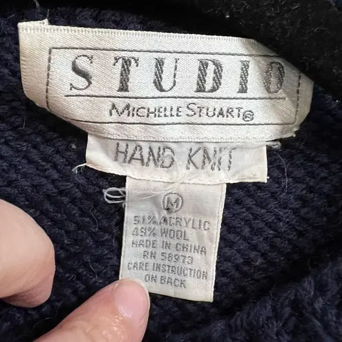 Vintage 90’s Patterned Navy Blue Sweater Size M