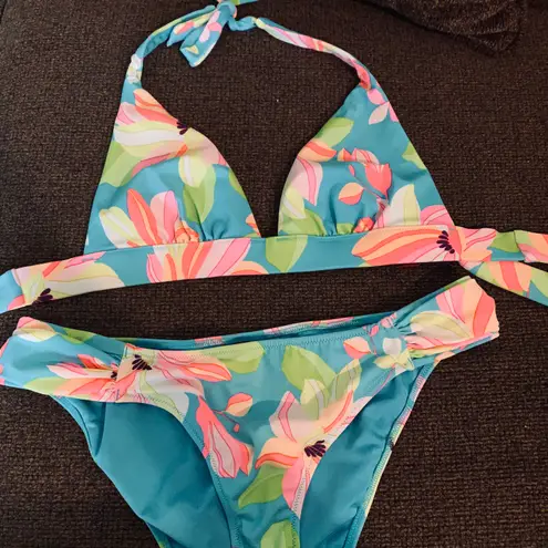 Victoria's Secret Victoria secret triangle bikini 👙 set 