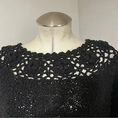 Carraig Donn Black Crochet Flowers 100% Pure Irish Boho Indie Wool Sweater S