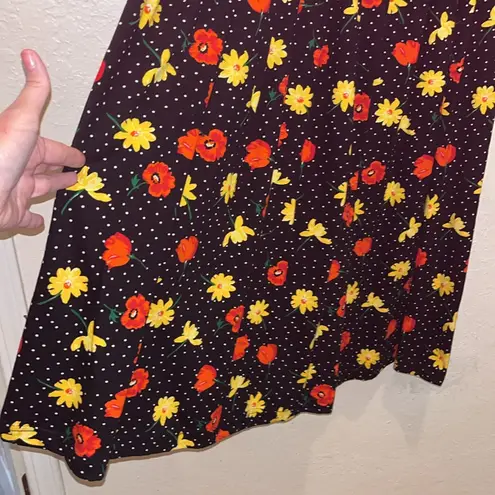 Vintage modest midi length floral skirt with fun tiny white polka dots Size XL