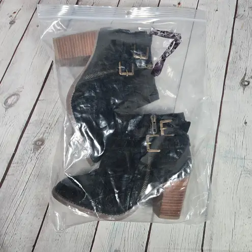 Diba Suede Leather Buckle Zip Stacked Block Heeled Bootie Black 7 NIB