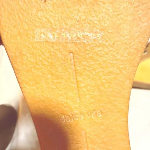 Dolce Vita Women's Ria Taupe Nubuck D'Orsay Wedge Sandals size 9.5 tan