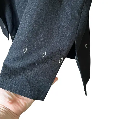 DUE per DUE Vintage Womens Button