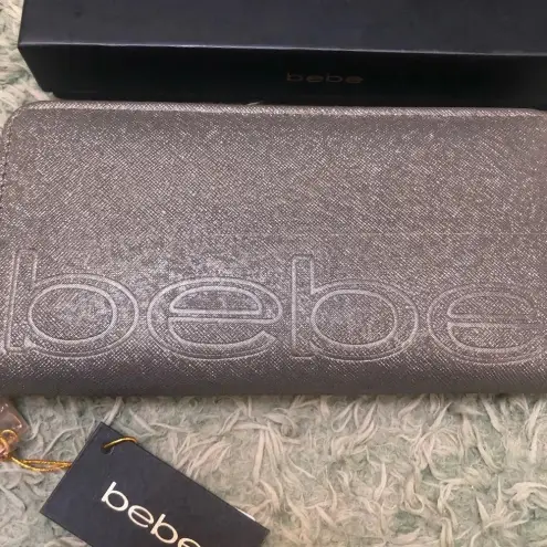 Bebe NWT  METALLIC GLITTER WALLET