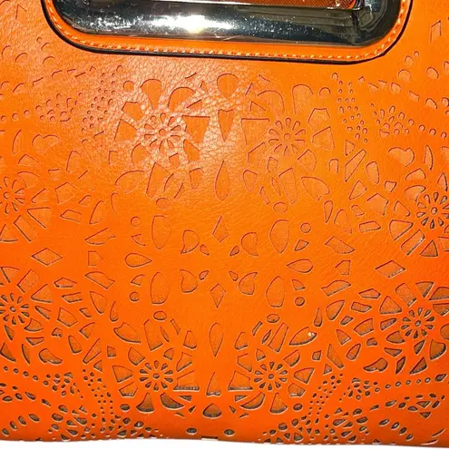 Cut out design orange bag. New