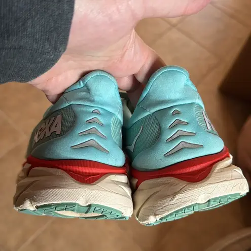 Hoka Women’s Clifton 8 Wide Blue Coral White Size 9D