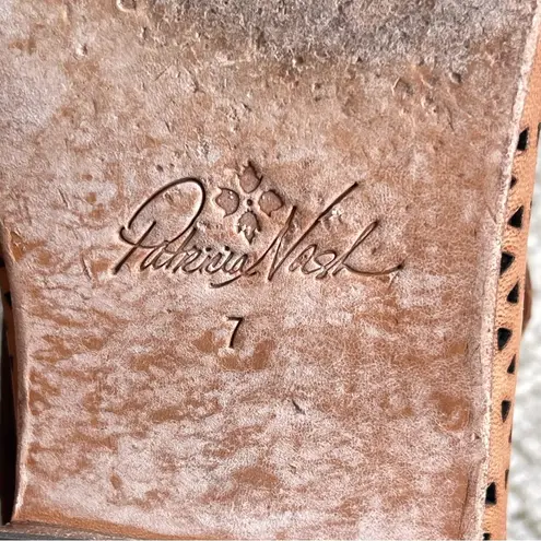 Patricia Nash Sabrina Perforated Ankle Booties Womens Size 7 Tan Foldover Cuffed