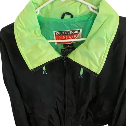 Pacific trail vintage 80s - 90d black and neon green streetwear windbreaker jacket