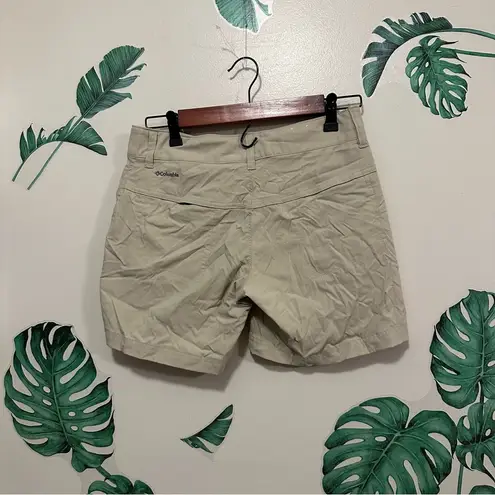 Columbia  Tan Hiking Shorts