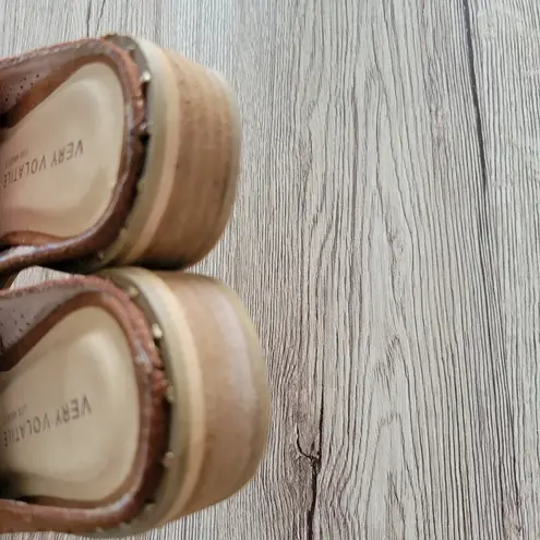 Very Volatile Mesquite perforated slide size 8