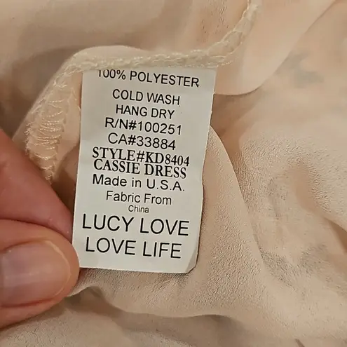 Lucy Love 💕💕 Cassie Mini Dress ~ Floral Print Medium NWOT