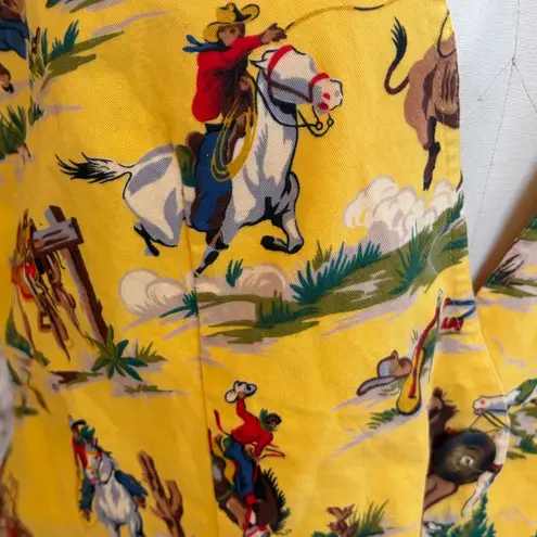 Sharon young 70s Yellow Western Print Women's Vest size small
