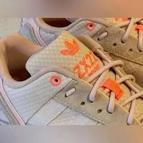 Adidas  ZX 22 Boost Pink orange Women's 8 sneakers chunky Trainers running shoes