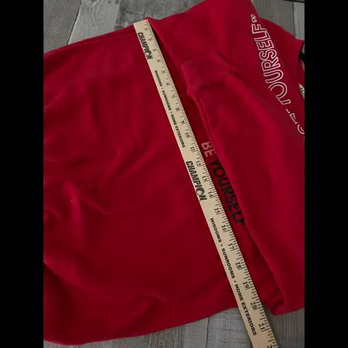 Wound Up Red 'Love Yourself' Sweatshirt Women's Size M (7-8) EUC