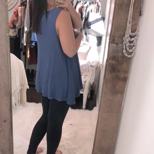 See You Monday size large blue waffle knit top