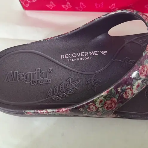 Alegria  BY PG LITE‎ 37 6.5-7 FLORAL PURPLE SANDAL WITH KEYCHAIN NEW IN BOX