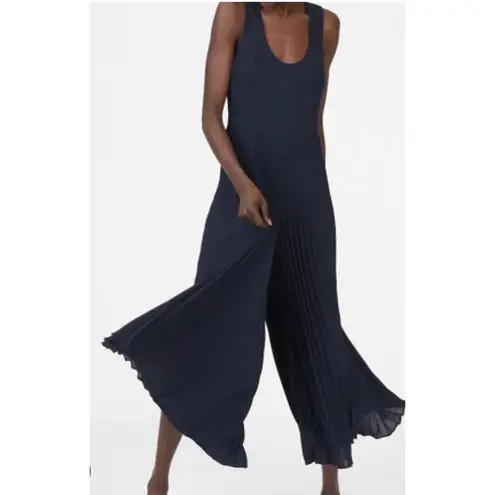 Club Monaco Jumpsuit 4 Navy Pleated Wide Leg Chic Glam Evening, Luxury Satiny