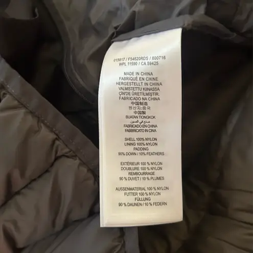 Tumi Women’s Clairmont Packable Travel Puffer Jacket Gray Size Medium Coat Silver