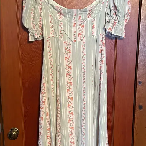 We Wore What  Floral Midi Dress NWOT Sz 2