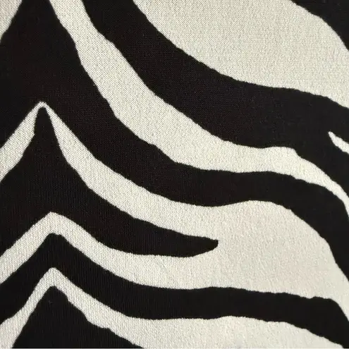 Jaclyn Smith Plus Size 3X Zebra Print Tunic Top Stretchy Black White Asymmetric Scoop Neck