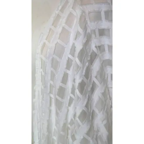 Women's Wynne Layers White Pattern Square Cardigan