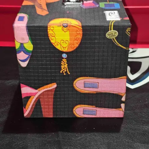 NEW Caboodles Black Multicolor Locking Cosmetic Organizer Case 5x5x5