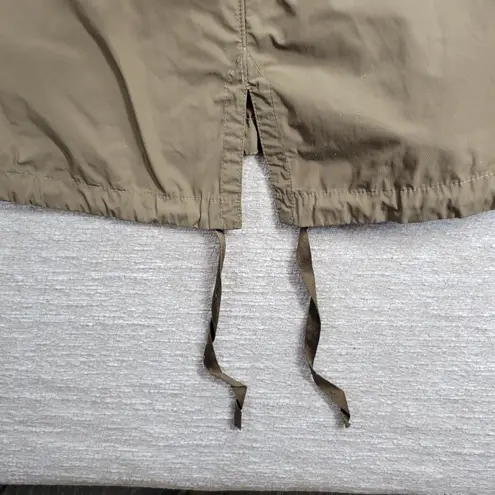 Mountain Hardwear Women’s XS Rain Jacket Hooded Olive Green Vented Parka