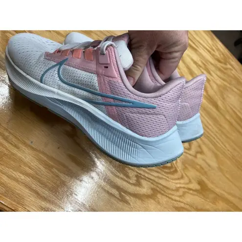 Nike  Air Zoom Pegasus 38 Sneaker Women 8 White Pink Running Shoes CW7358-103 S25