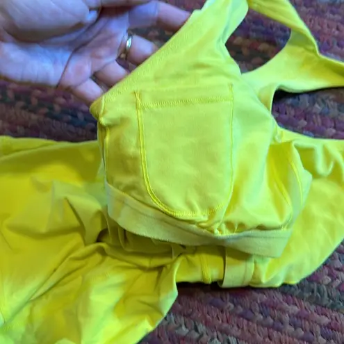 Lululemon  BRIGHT YELLOW ATHLETIC TANK WORK OUT TENNIS GOLF PICKLEBALL WAIST
