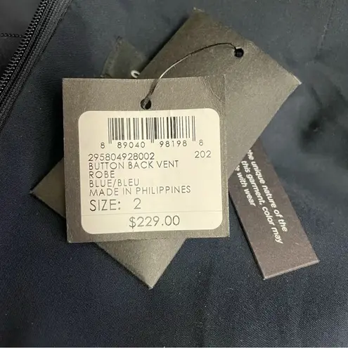 Club Monaco NWT Button Back Vent Dress Size 2 Dark Blue Tailored Modern Dress