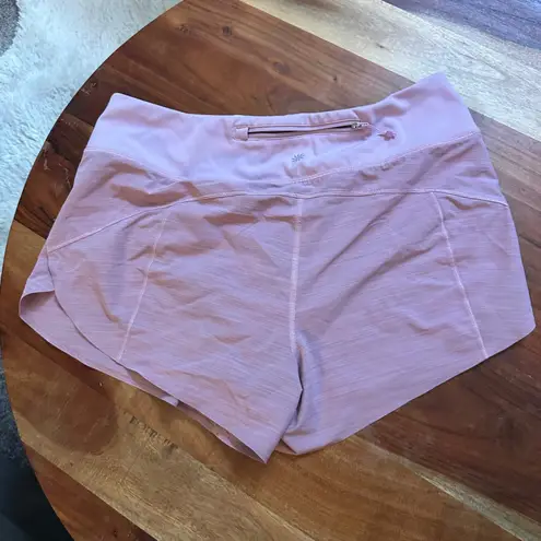 Athleta  Run With It Textured‎ Shorts 3.5" Hydrangea Pink Size M Athleisure - Image 5