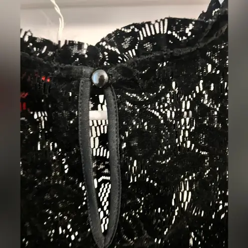 Chelsea and Violet FINAL PRICE  Women's Black Velvet Lace Top