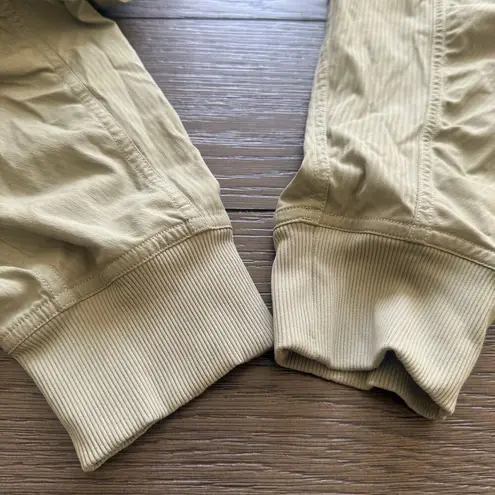 Lululemon Dance Studio Mid