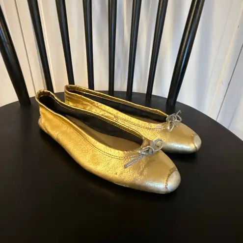 Diesse vintage gold leather ballet flats size 6