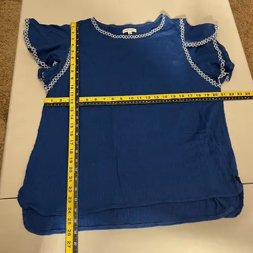 Max Studio  Top Womens 1X Blue Flutter Sleeve Crew Neck Embroidered Hi Low Blouse