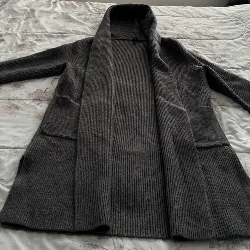 Ann Taylor  ribbed grey hooded cardigan duster with pockets, size M preppy fall