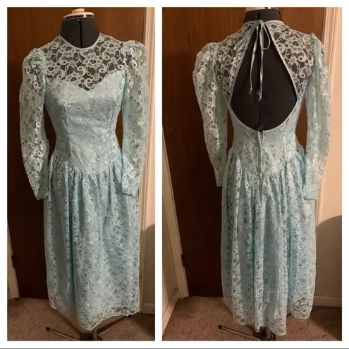 White Christmas “sisters” cosplay blue