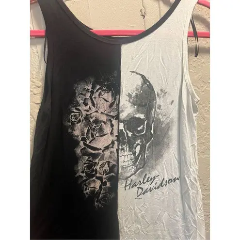 Harley Davidson 2 Tone Tank Top Woman’s Large Skull Print