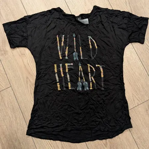 NEW WILD HEART Black T