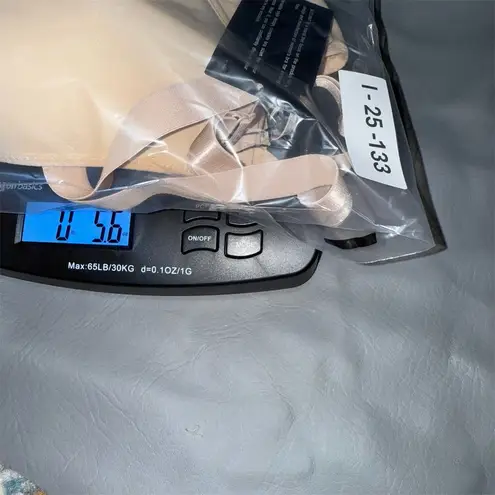 Women's Deep V Plunge Push Up Bra Clear Straps Size 50/115C Tan