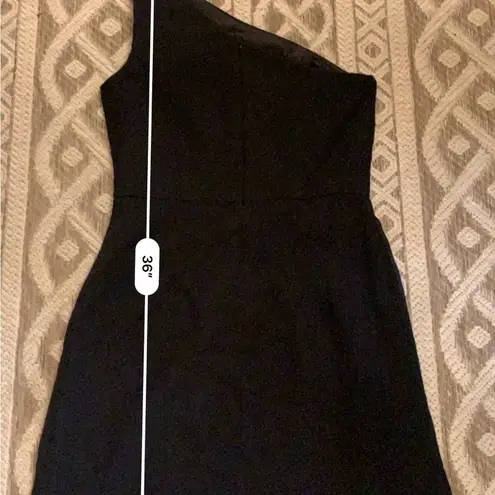 David's Bridal  Black Bridesmaid’s Dress Size 2 One Shoulder.