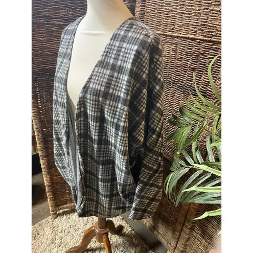 Riah Fashion Gray Open Plaid Cardigan with Pockets L