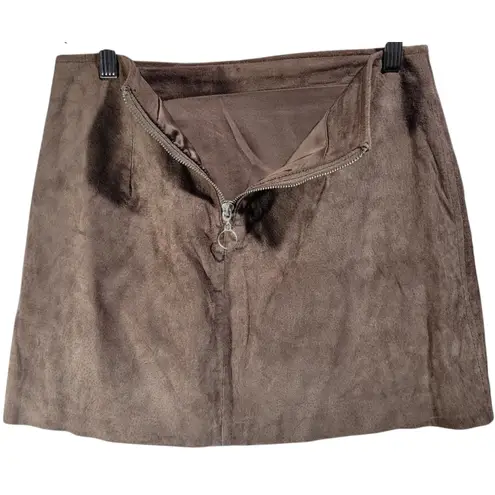 BLANKNYC Women's Brown Faux Suede Mini Skirt Size 26 Zipper Front Pockets