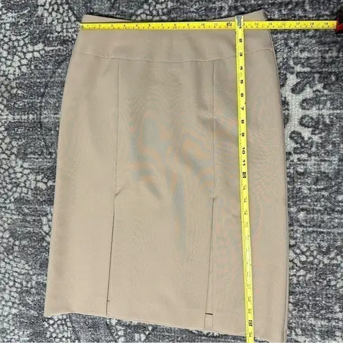 Piu & Piu Women’s Size 44 M Camel Tan Front Slit Straight Knee Length Skirt Size M