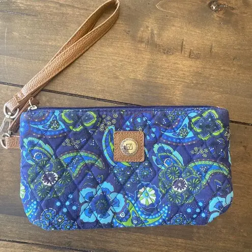 Stone Mountain  Cloth Quilted Wristlet Floral Blue Paisley