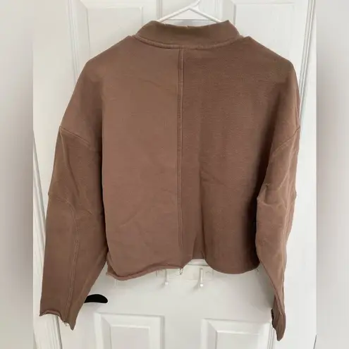 Gilded Intent Brown Slouchy Cropped Pullover Henley Women’s Size M