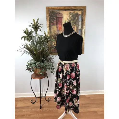 Sundress Floral Women Fit & Flare Dress Small Short Sleeve Pleated