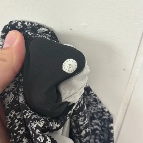 Lululemon  Wunder Under Leggings in Daisy Dust Print 7/8‎ Length Size 8