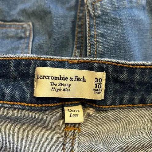 Abercrombie & Fitch  Curve Love High Rise Skinny Jean color:‎ medium Size 30