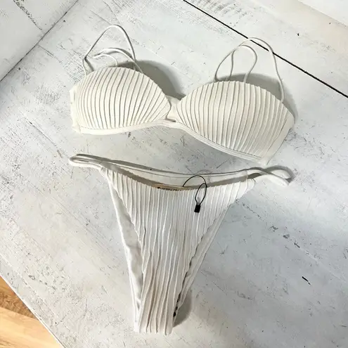 NWT Ostra Brasil Pleated Shell Bikini Top & Nervura Bikini Bottom Off